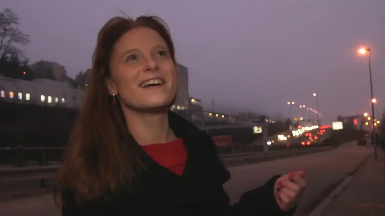 Hot Young Woman Shows Stranger Just How Deep Her Pussy Is