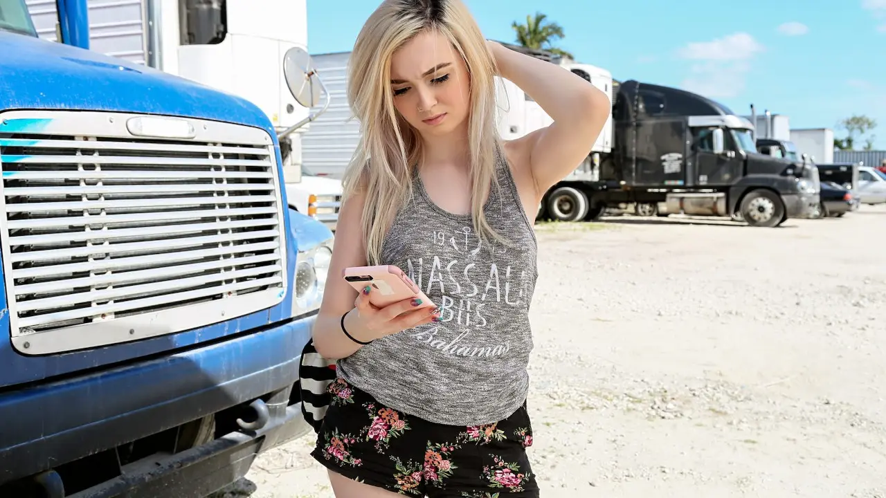 Blonde Teen Fucks For Ride