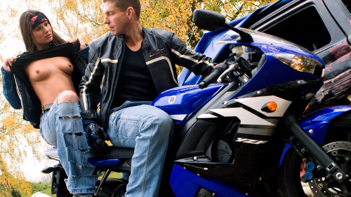 Claudia Rossi 3 Way with Biker Studs Gives Blowjob and Gets Anal Sex