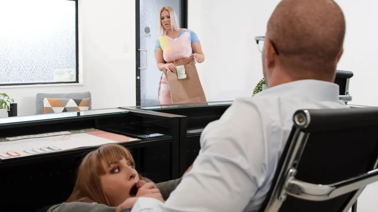 Ganging Up On The Secretary (Brazzers 2022)