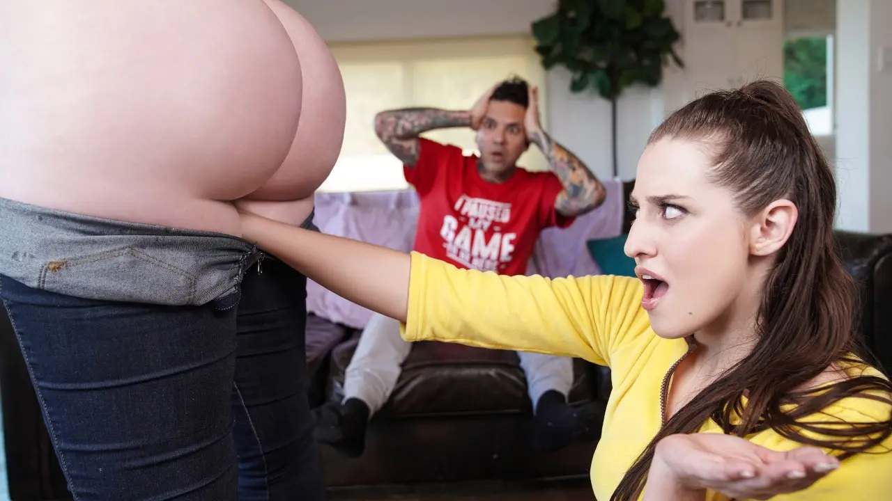 Horny Cosplay Cutie Fists Gorgeous Ginger Goddess (Brazzers 2024)