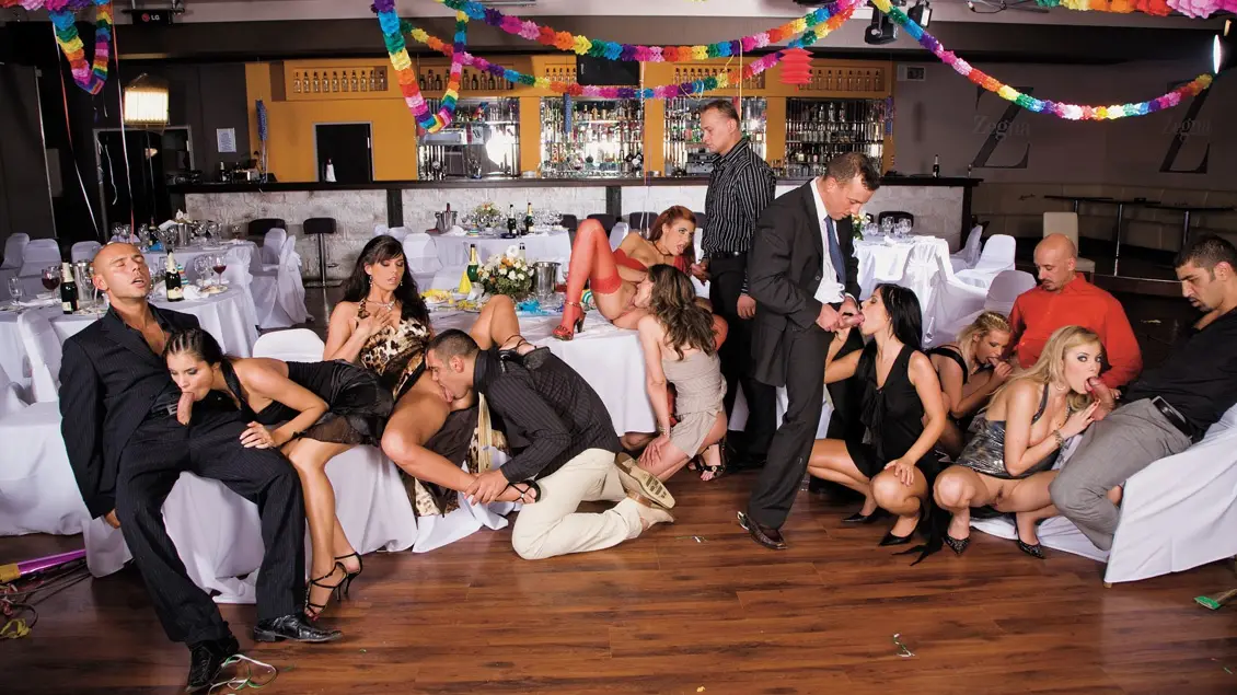 Ringing in the New Year with an Orgy (Private 2013)