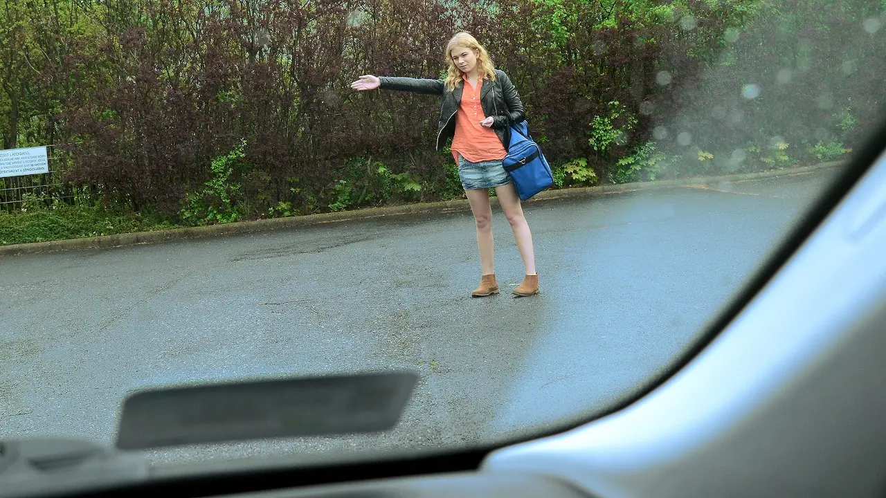 Russian Teen Gives Great Head