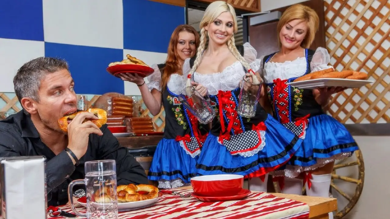 Huge Helping of Sausage (Brazzers 2013)