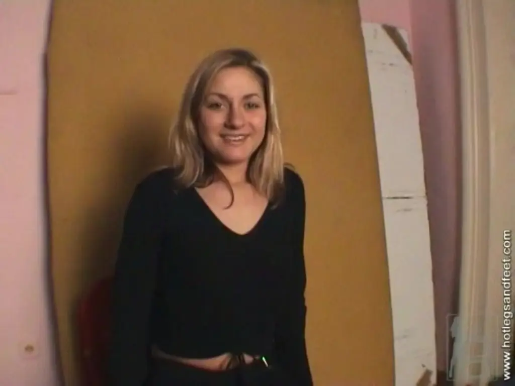 Greta - Smooth Operator Gets Leggy! (PornWorld 2007)