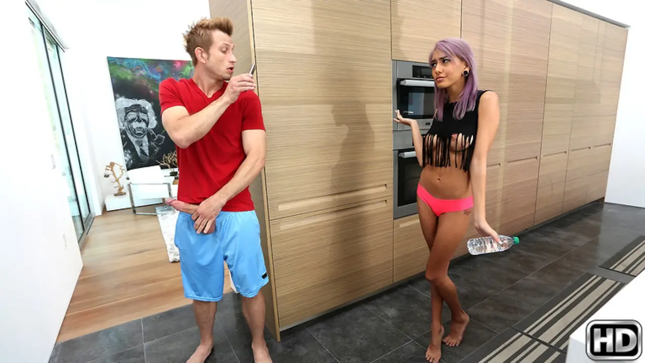 Sneaky Snacks (RealityKings 2016)