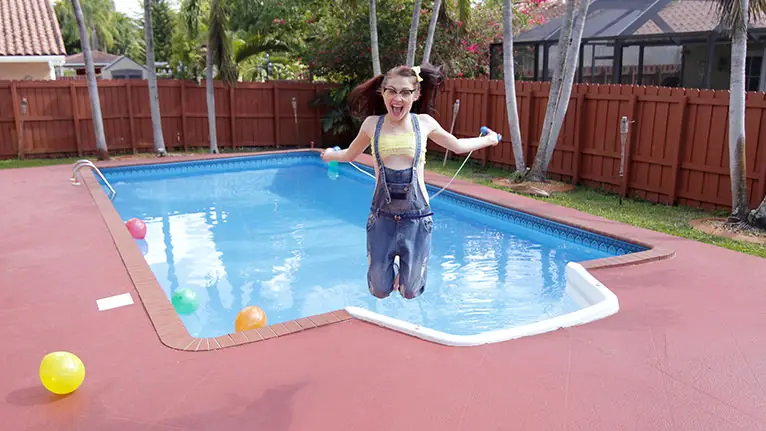 Kandi Quinn - The Sweetest Little Piece Kandi (TeamSkeet 2017)