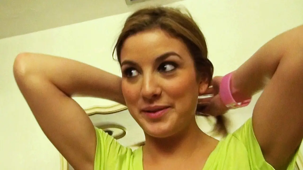 Katie King - Too big to fit! (Mofos 2012)