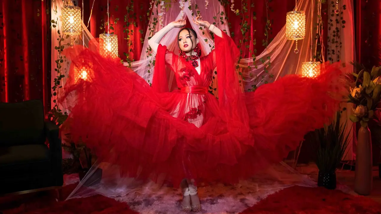 Lulu's Lair of Lust (Brazzers 2022)