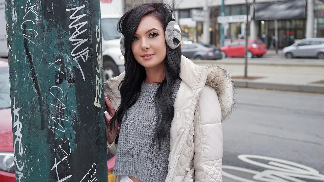 Marley Brinx - Marley Flashes and Fucks (Mofos 2015)