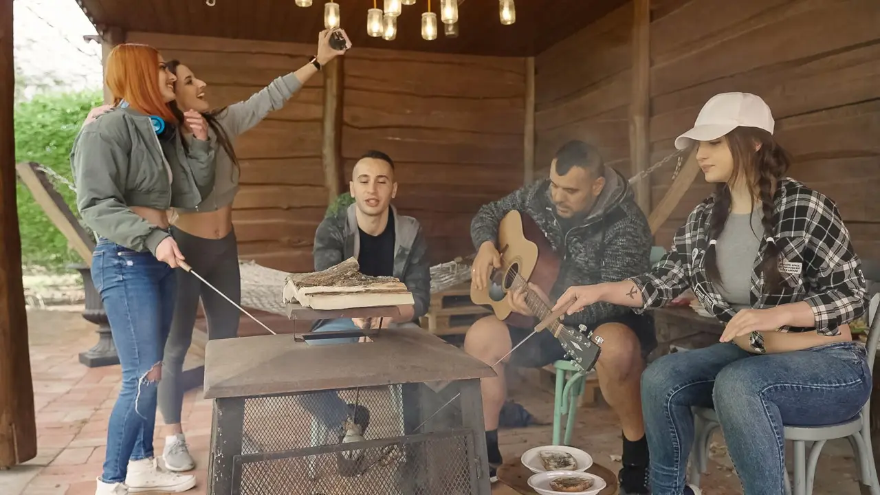 Mina's Private Party (RealityKings 2022)