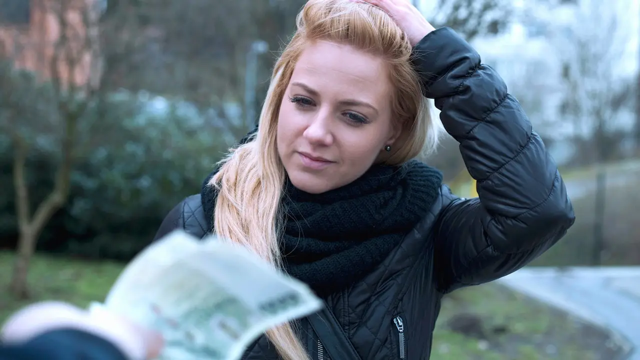 Cash Money Gets You That Honey (Mofos 2014)