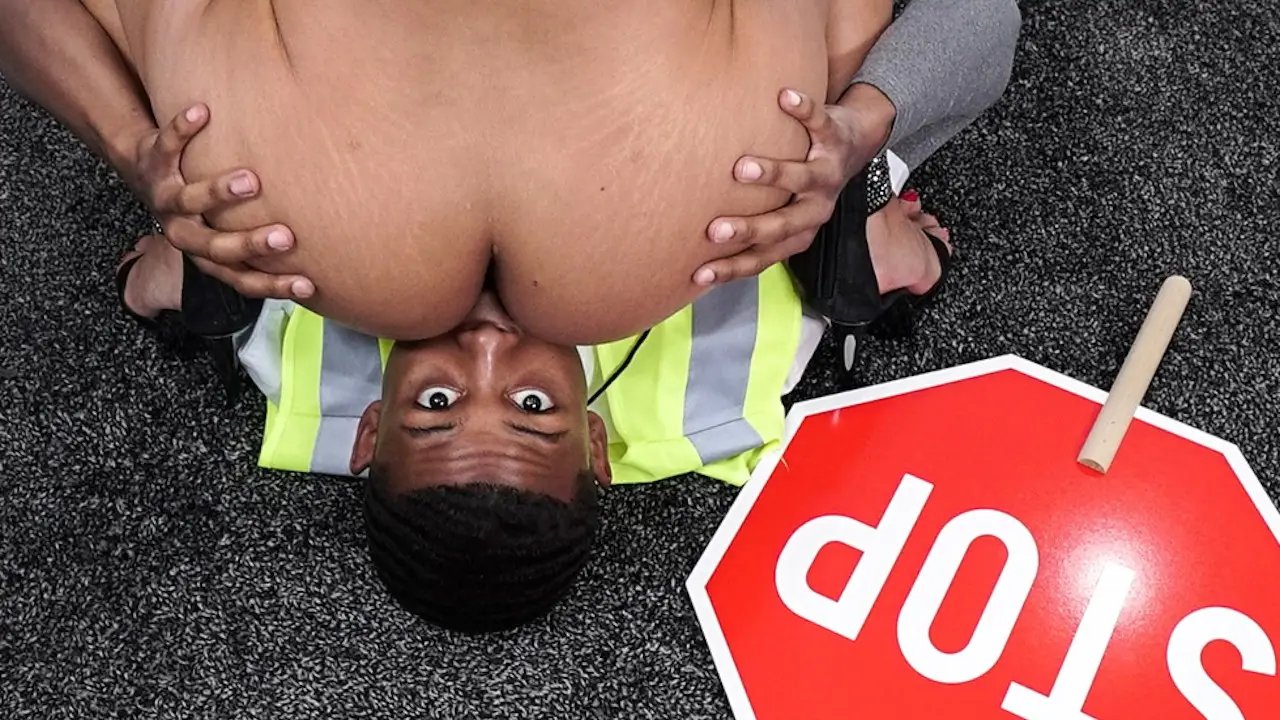 Crossing Guard Fucks a Big Butt (Bangbros 2018)