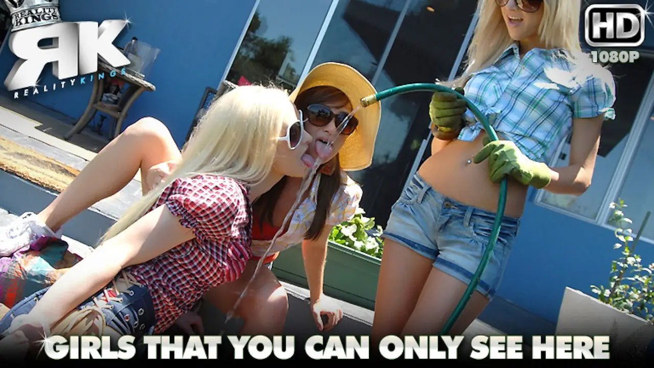 Triple Tulips (RealityKings 2009)