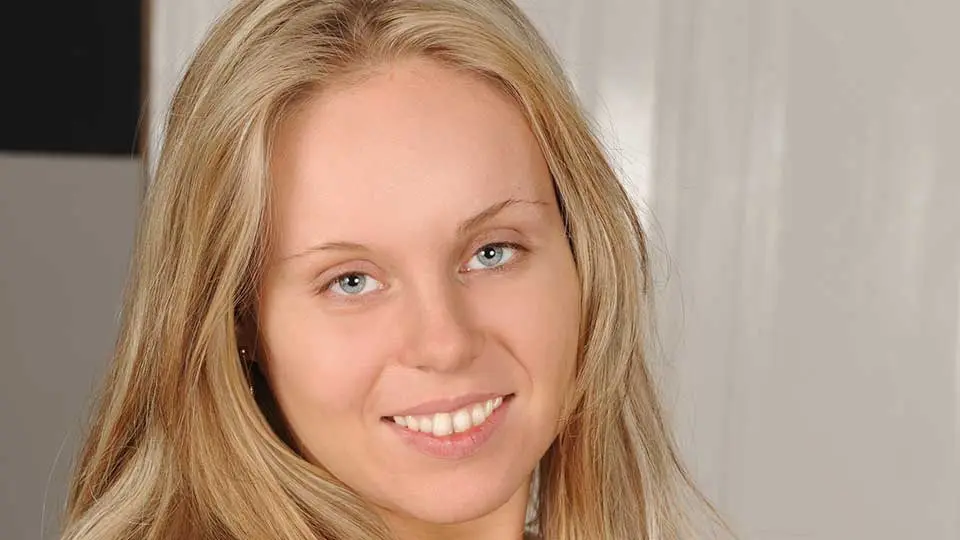 Sandra - Hot Crew Of Girls Takes It All Off! (PornWorld 2009)