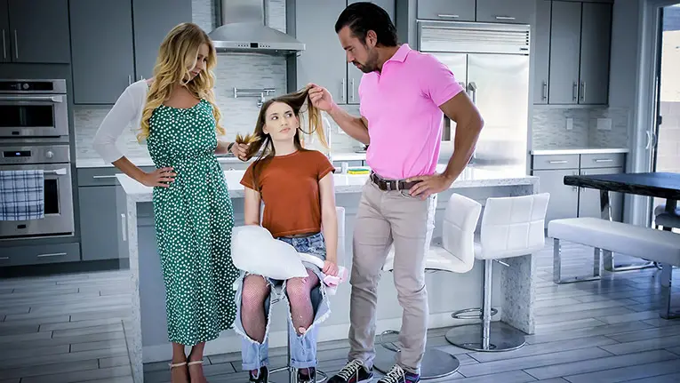 Control Freaks (TeamSkeet 2020)