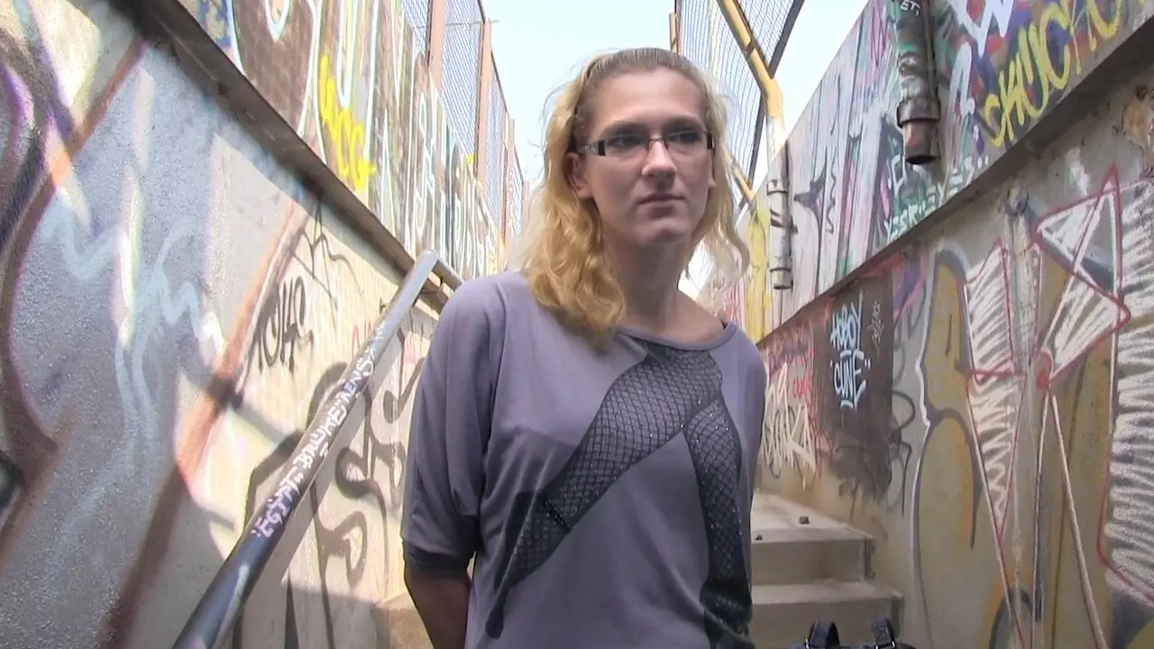 Stranger Offers Nerdy Blonde A Modeling Job If She Fucks Him Outdoors (FakeHub 2014)