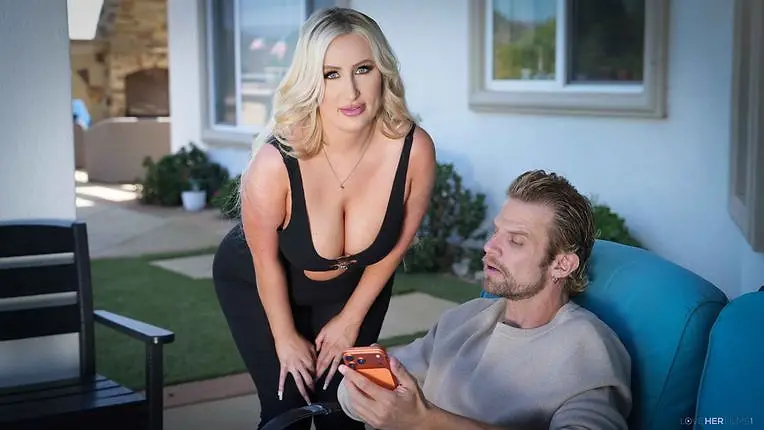 Mini Photoshoot (LoveHerFilms 2025)